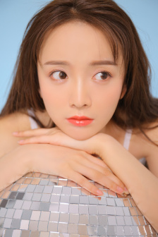 快穿系统荡女名器NP